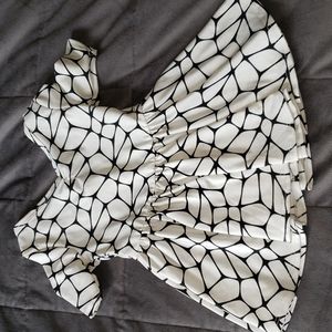 Dot Dot Smile Black White Geometric Dress 6/12 month